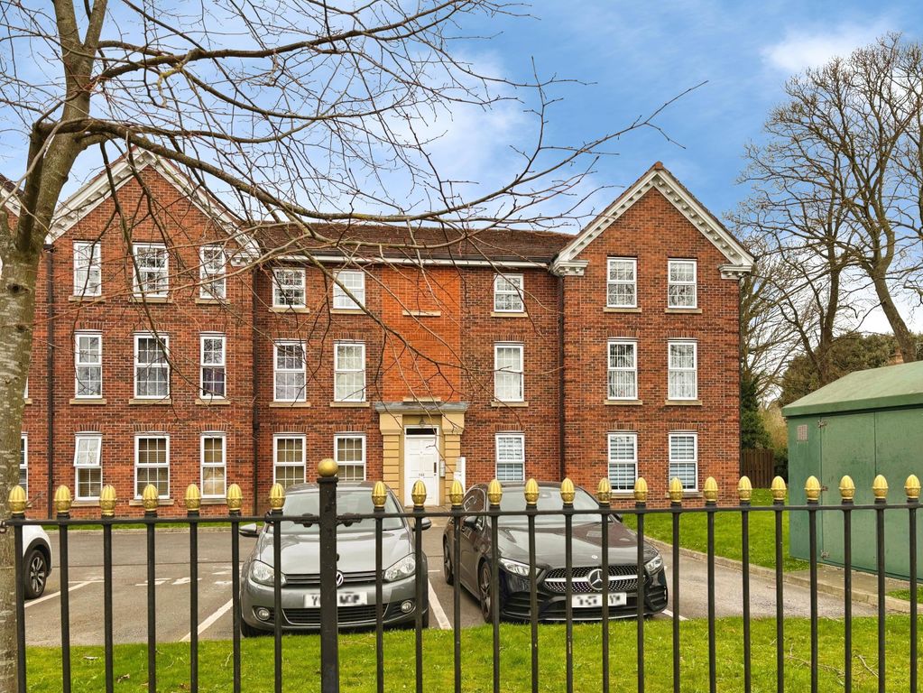 2 bed flat for saleHessle High Road, Hull HU4