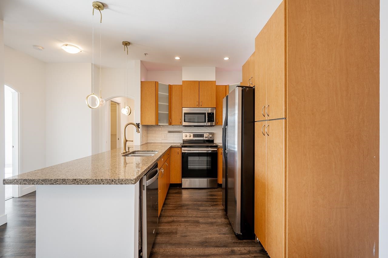 Additional image 5 of 211-33485 South Fraser Way, Abbotsford, BC, V2S 8P9