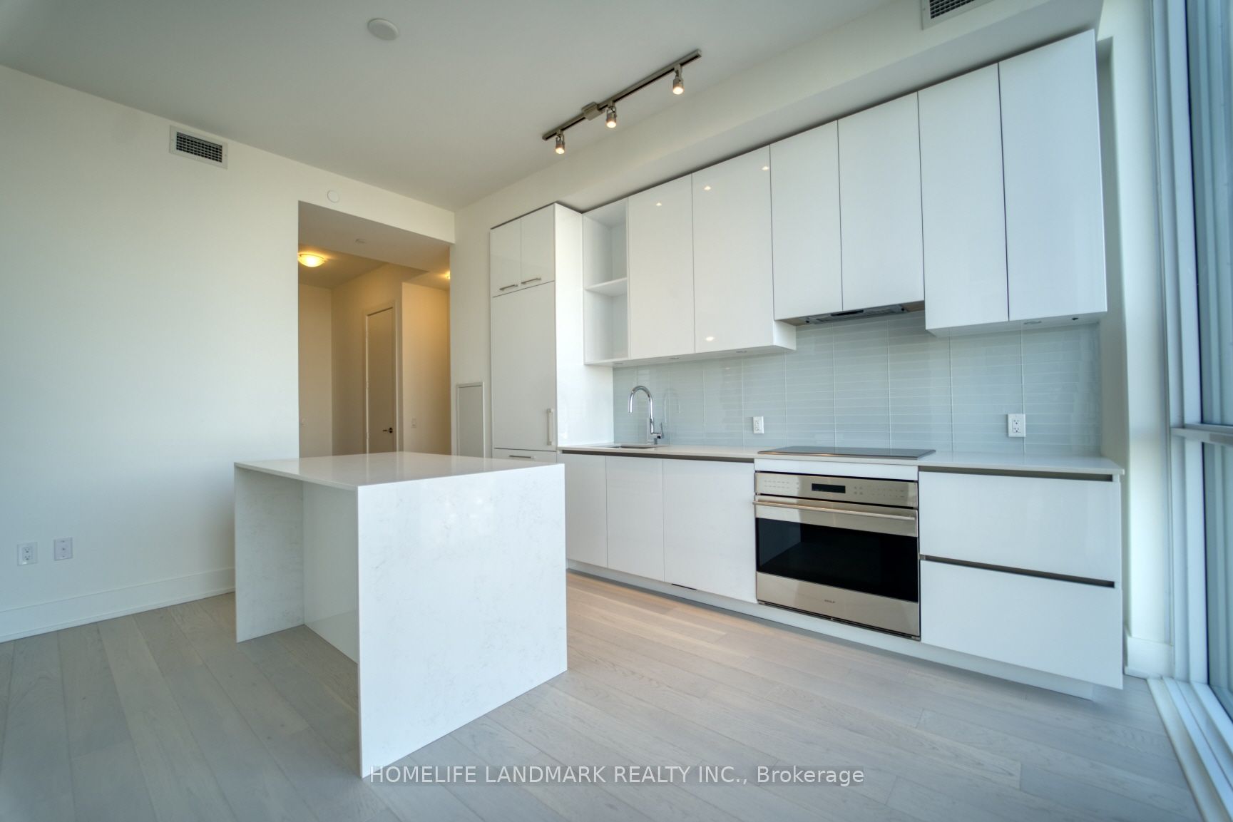 Additional image 6 of 5509-1 Yorkville Avenue, Toronto, ON, M4W 0B1