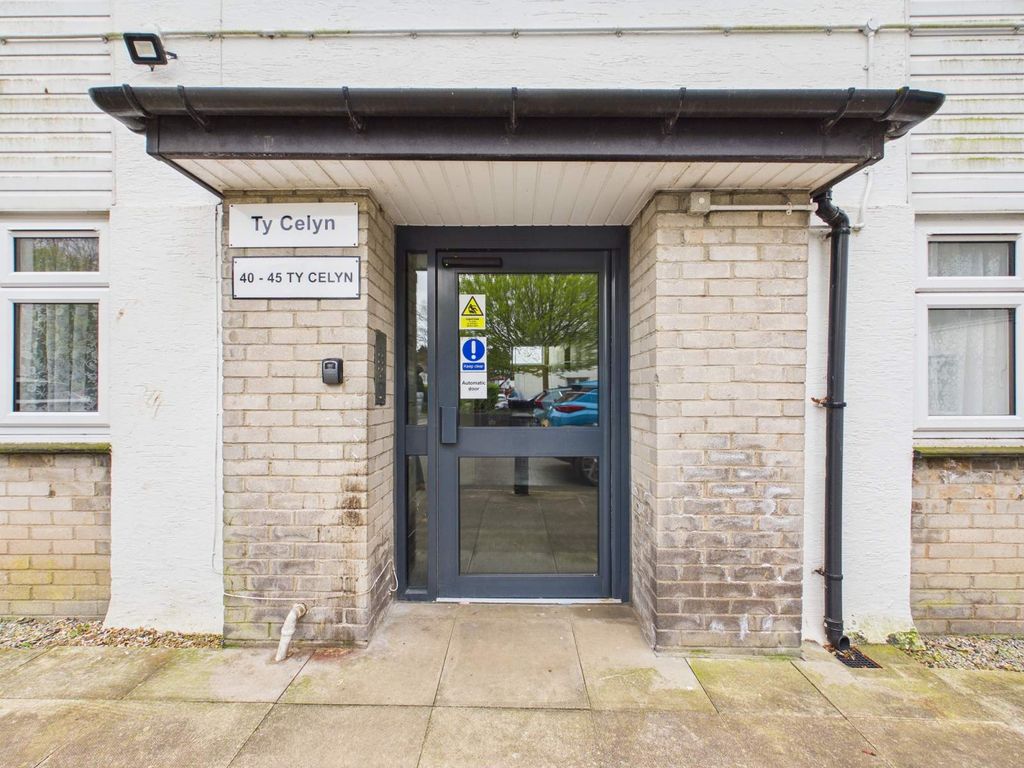 Additional image 6 of 2 bed flat for saleLlanishen Court, Llanishen, Cardiff. CF14