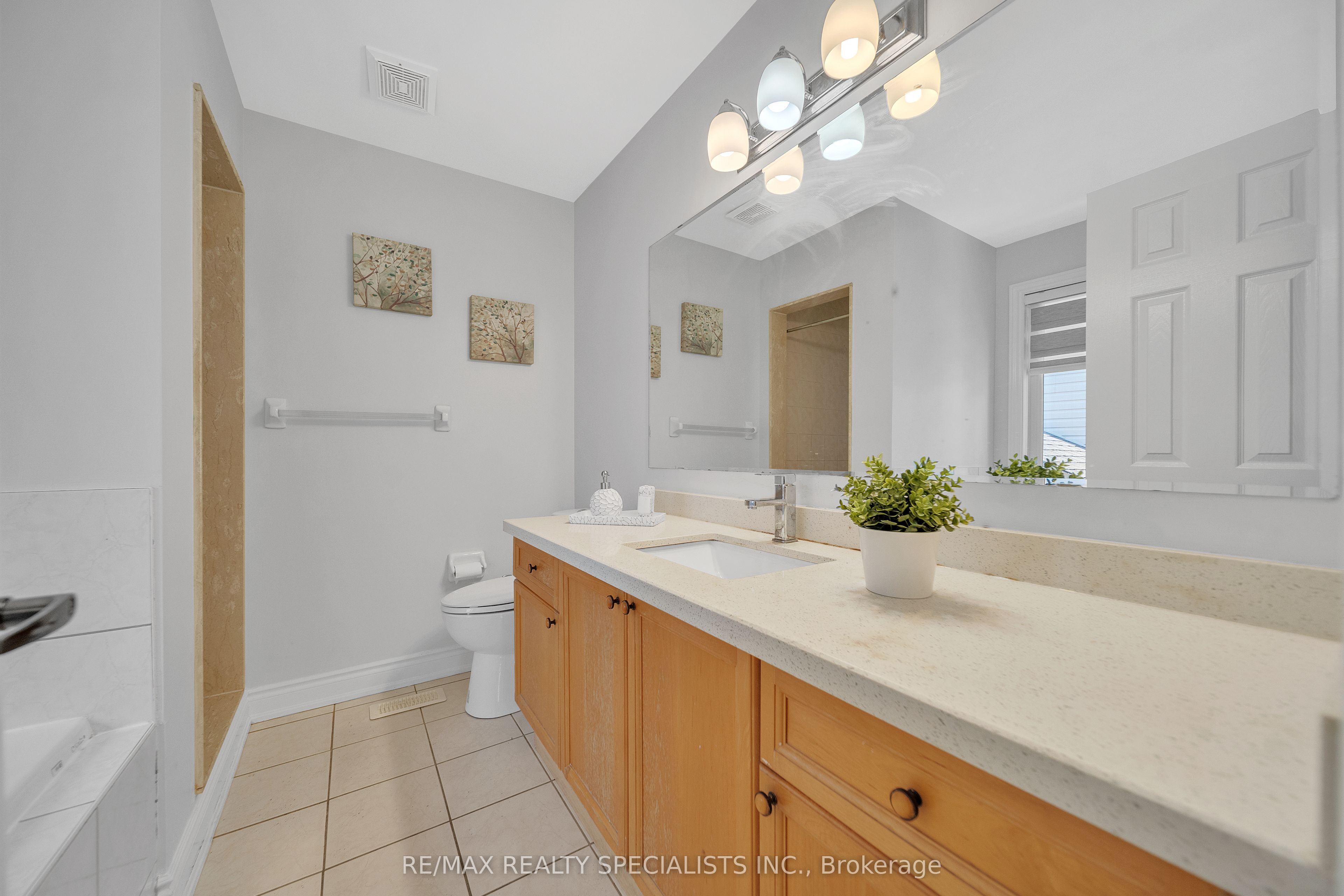 Additional image 6 of 22 Clayborne Avenue, Brampton, ON, L7A 1N8