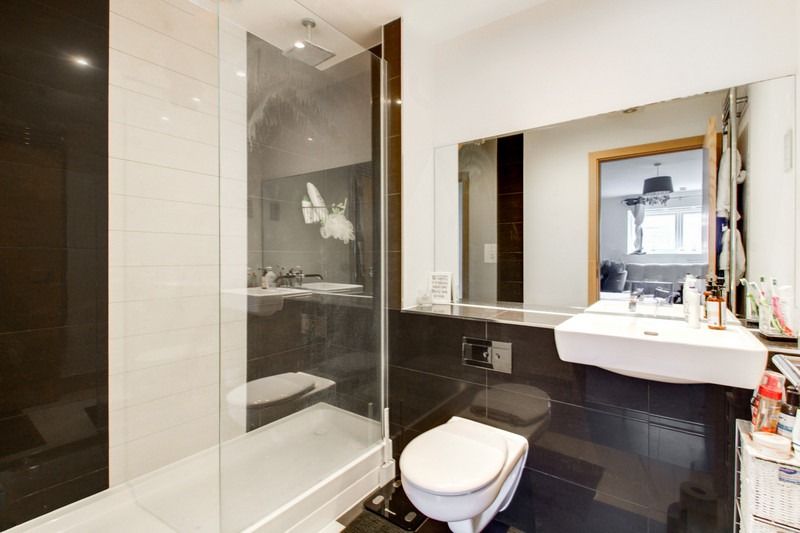 Additional image 14 of 2 bed flat for saleCherrydown East, Basildon, Essex SS16