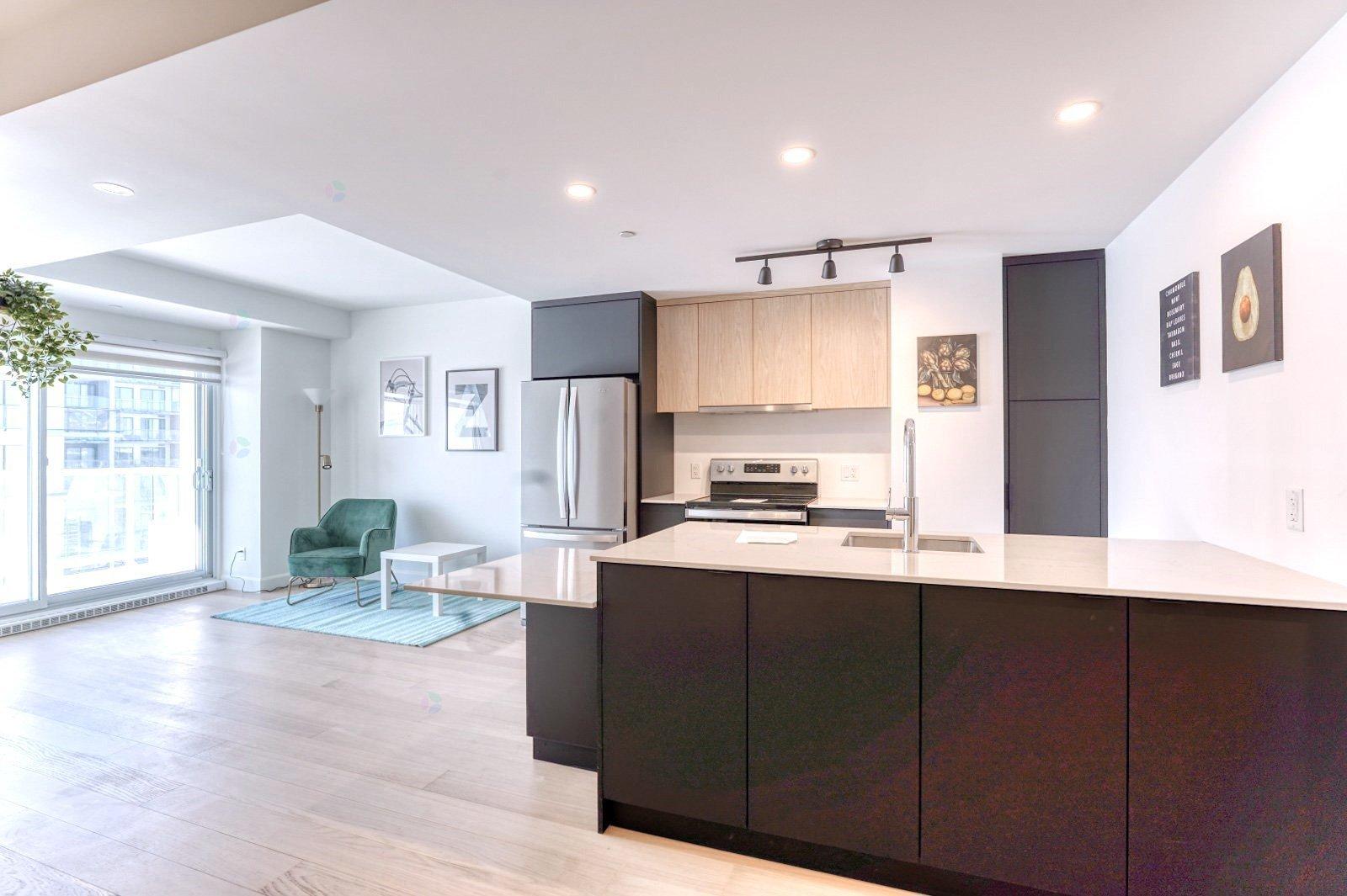 975 Av. Roland-Beaudin