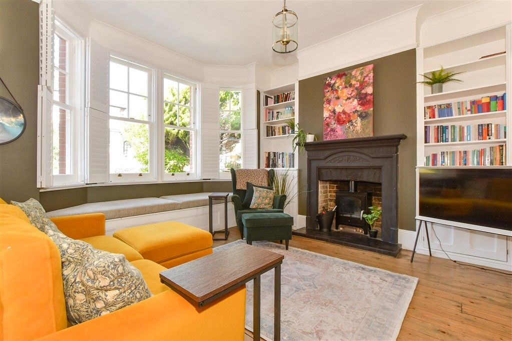 Additional image 5 of 4 bed semi-detached house for saleRussell Road, Buckhurst Hill, Essex IG9