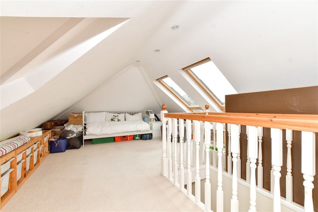 Additional image 13 of 4 bed semi-detached house for saleRoding View, Buckhurst Hill, Essex IG9