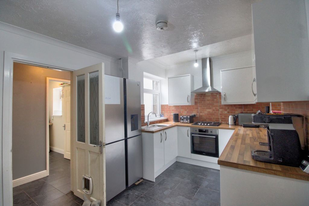 Additional image 8 of 3 bed terraced house for saleJames Street, Caerphilly CF83