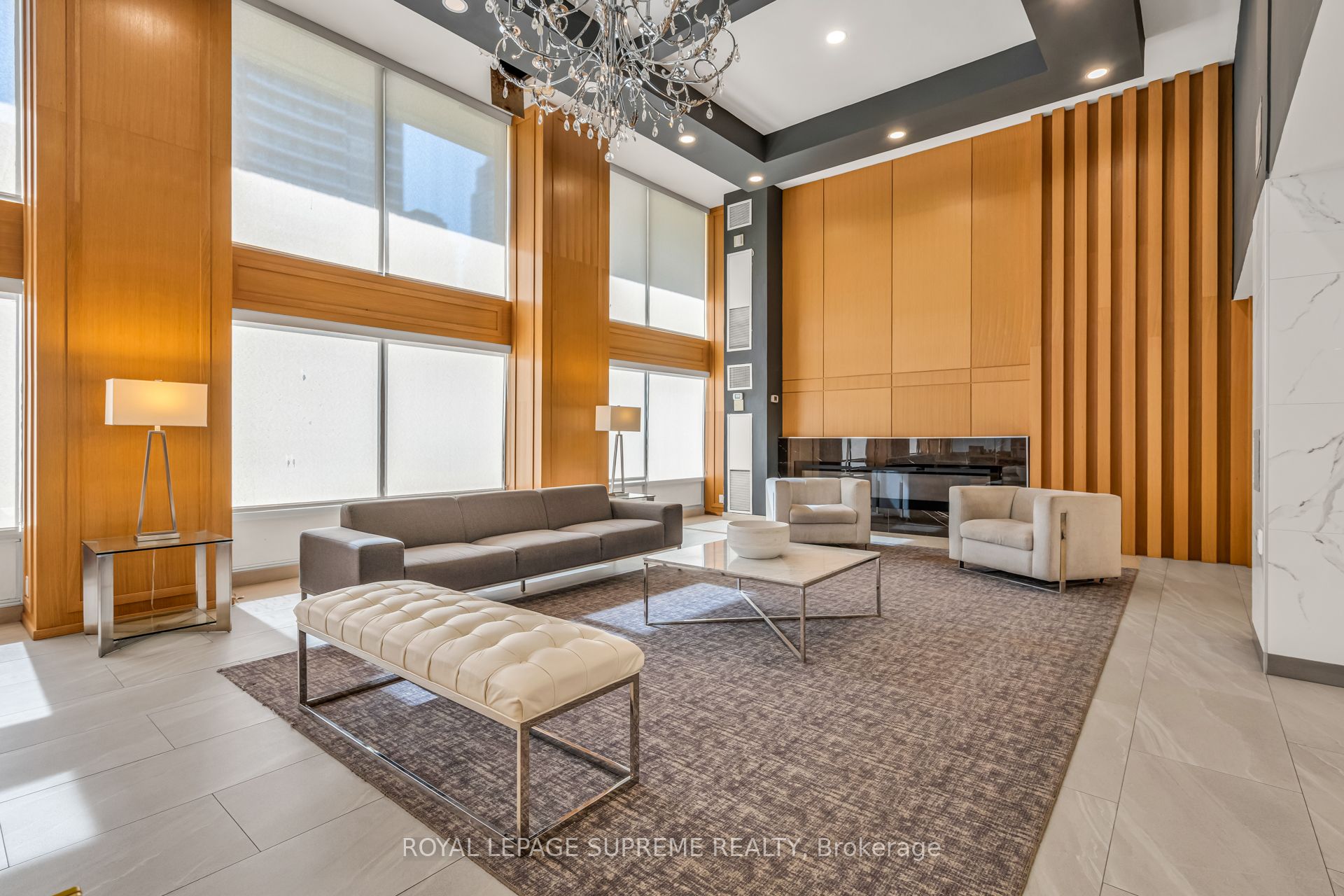 Additional image 3 of 1907-3590 Kaneff Crescent, Mississauga, ON, L5A 3X3