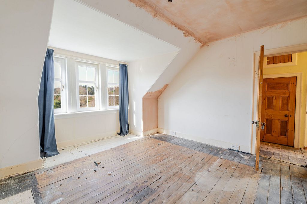 Additional image 36 of 4 bed flat for sale2 Flat 2 Braefoot Terrace, Edinburgh EH16