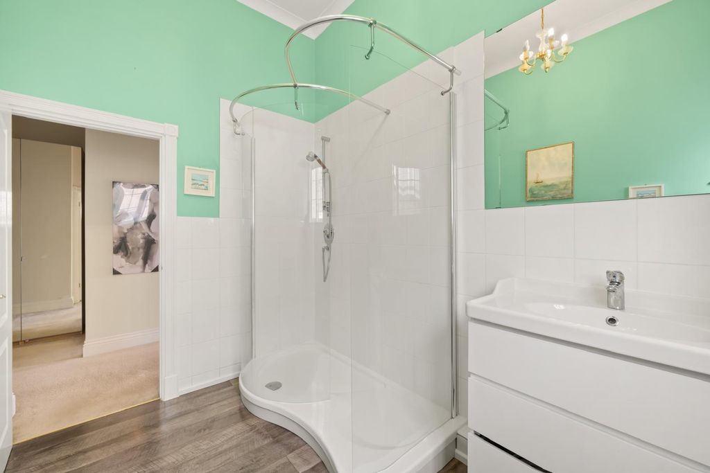 Additional image 13 of 4 bed detached house for saleNoak Hill Road, Billericay CM12