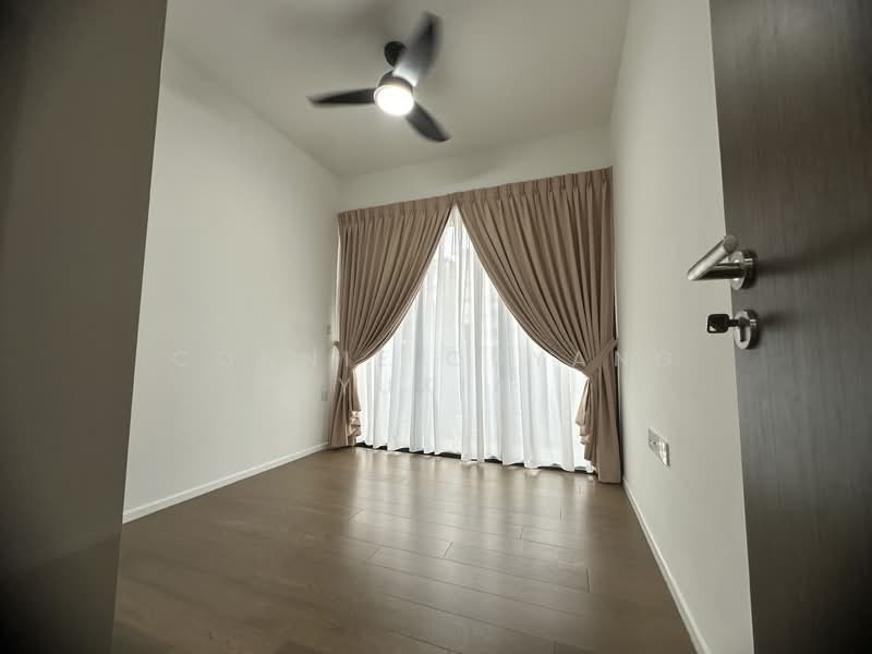 Additional image 4 of 822 Sims Avenue