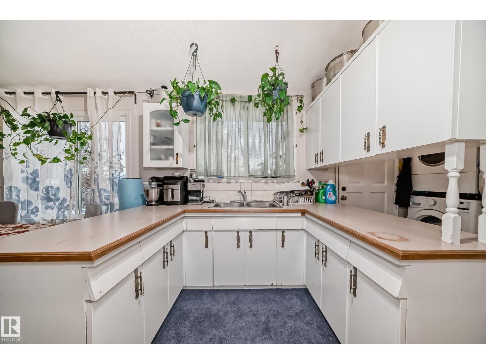 Additional image 4 of 6807 Delwood Road NW, Edmonton, AB, T5C3A6