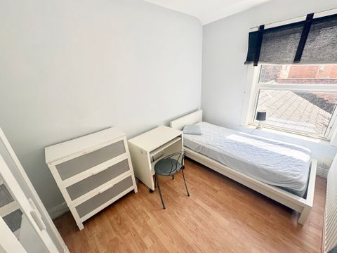 Reservoir Road, Birmingham B16, Room to rent