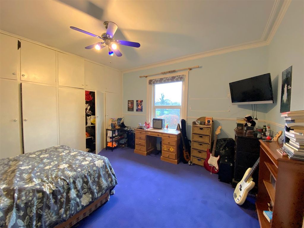 Additional image 8 of 3 bed flat for saleDorset Road, Bexhill-On-Sea TN40