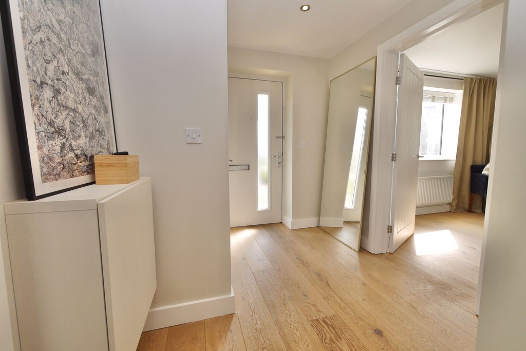 Additional image 12 of 3 bed detached house for saleSwan Road, Lakeside, Bessacarr DN4