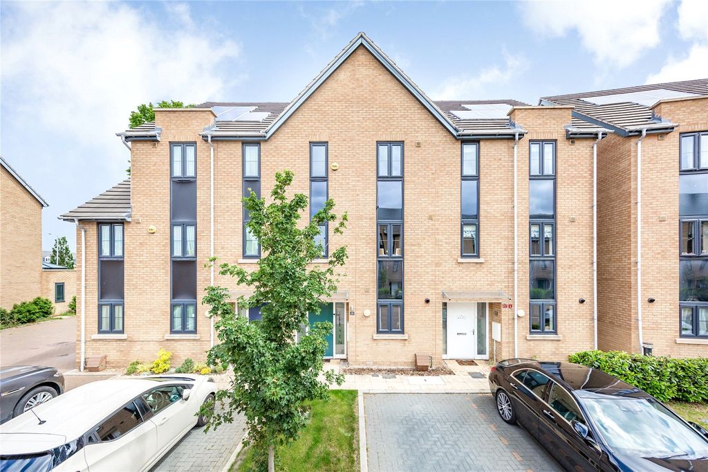 4 bed terraced house for saleStephen Jewers Gardens, Barking IG11