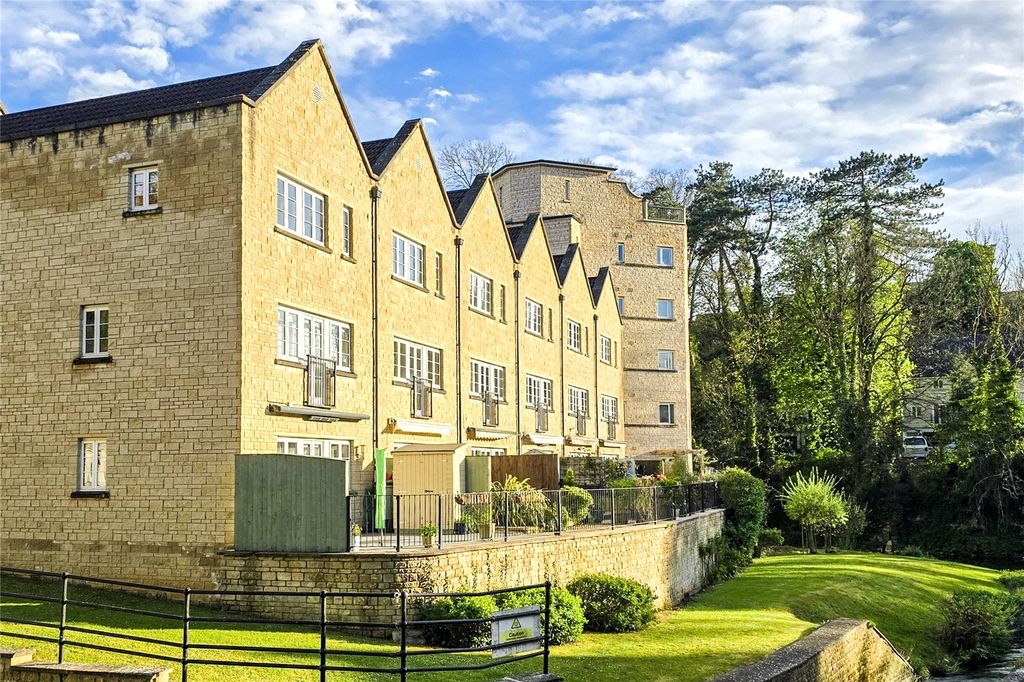 Additional image 9 of 4 bed terraced house for saleThe Paddock, Bradford On Avon BA15