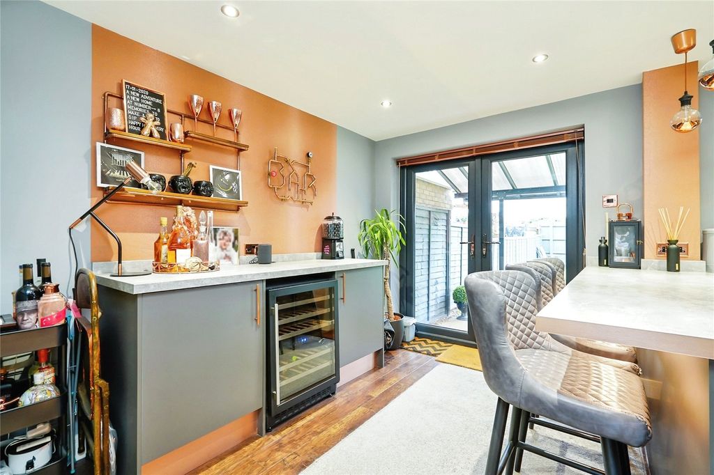 Additional image 3 of 3 bed semi-detached house for saleChichester Close, Bicester, Oxfordshire OX26