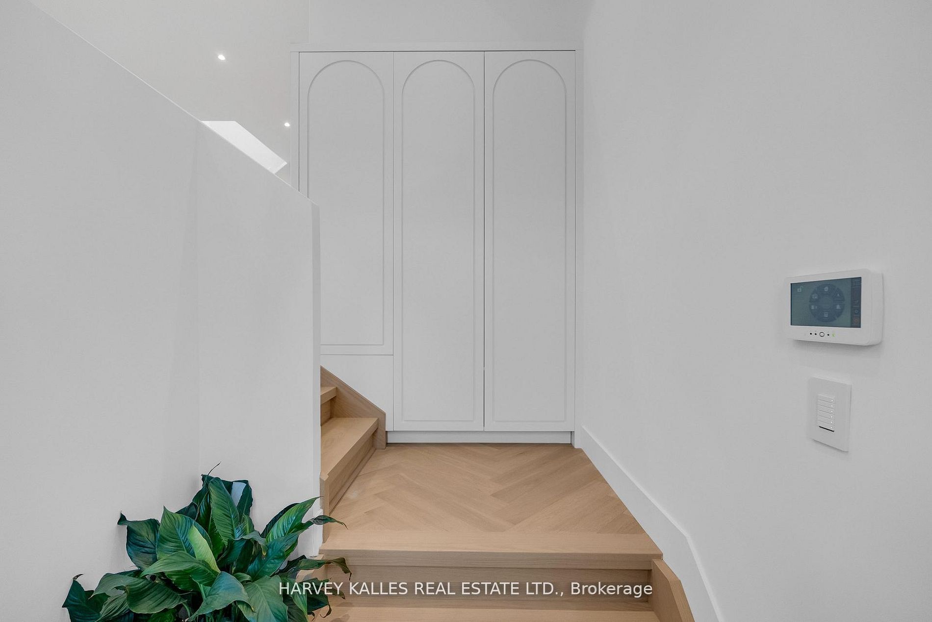 Additional image 4 of 101 Briar Hill Avenue, Toronto, ON, M4R 1H8