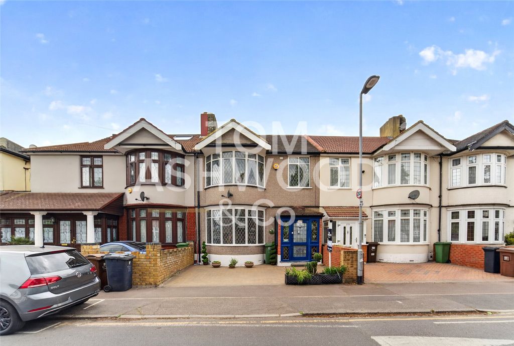 4 bed terraced house for saleWestrow Drive, Leftley Estate, Barking IG11