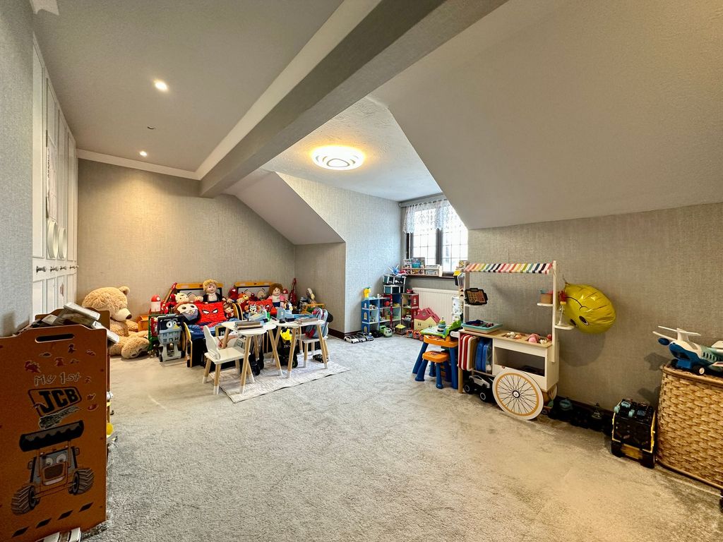Additional image 16 of 5 bed detached house for saleNoak Hill Road, Billericay CM12