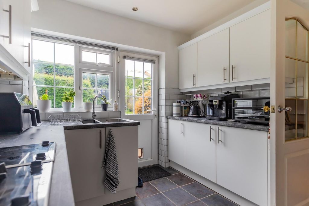 Additional image 8 of 3 bed detached house for saleHeol Cefn Onn, Lisvane, Cardiff CF14