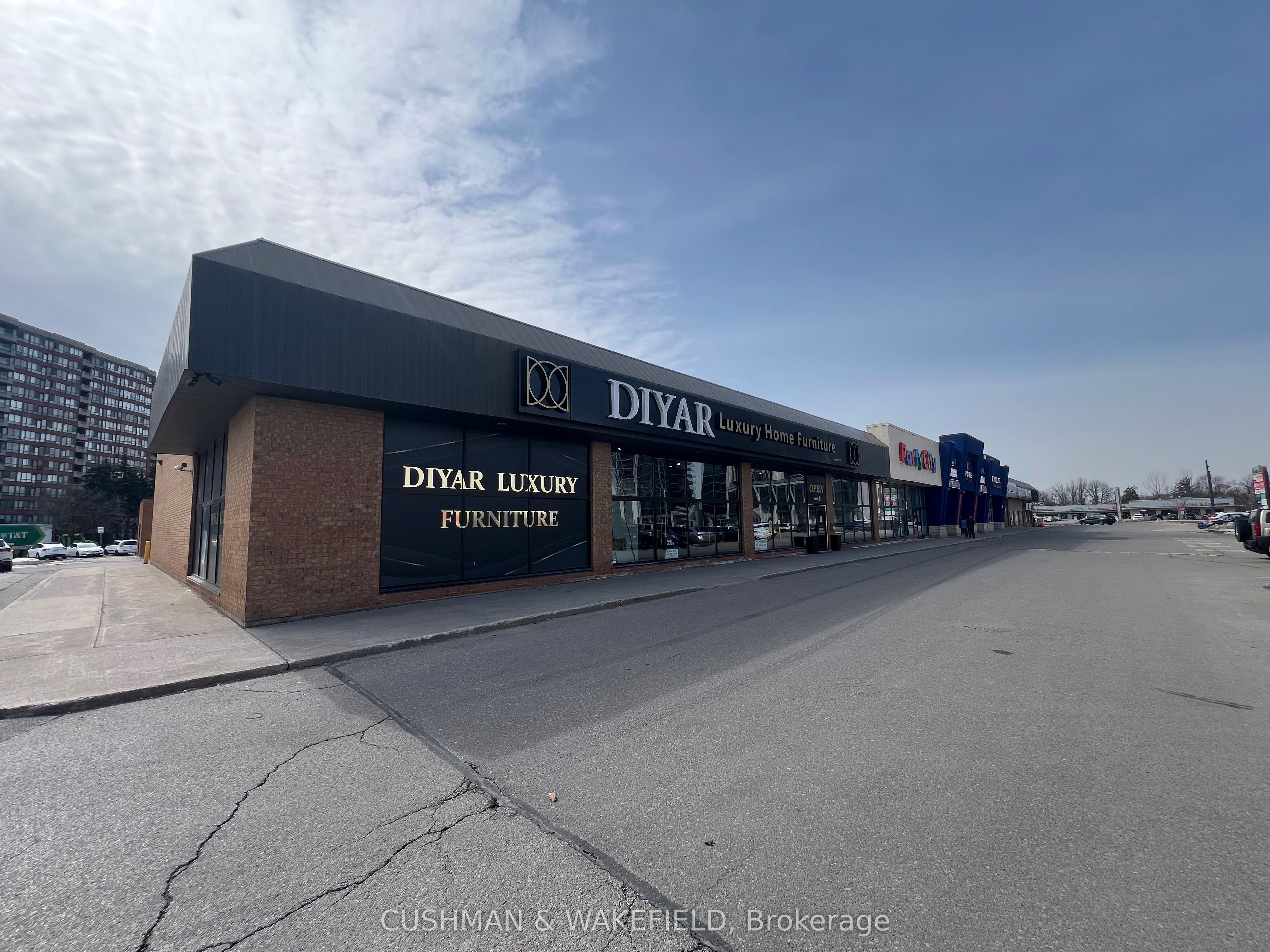 Additional image 3 of 8-9625 Yonge Street, Richmond Hill, ON, L4C 5T2