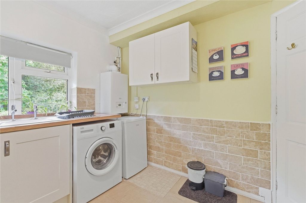 Additional image 8 of 2 bed flat for saleKelbrook Road, Barnoldswick, Lancashire BB18