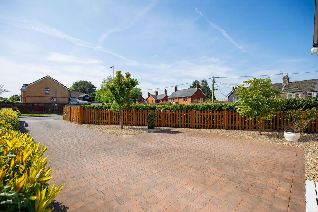 Additional image 50 of 4 bed detached house for saleWern Fawr Lane, Old St Mellons, Cardiff CF3