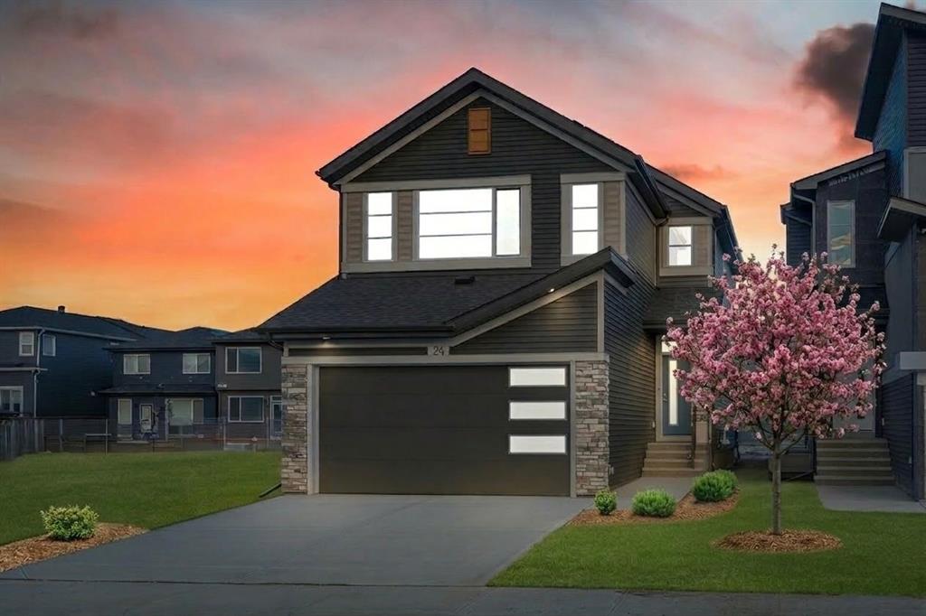 24 Corner Glen Green NE, Calgary, AB, T3N 2P5