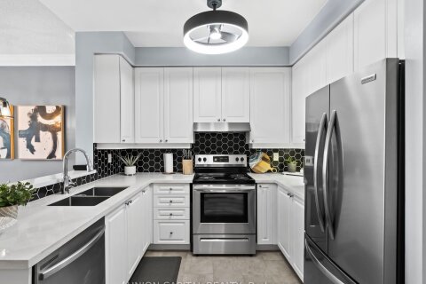 Additional image 8 of PH918-3650 Kingston Road, Toronto, ON, M1M 3X9