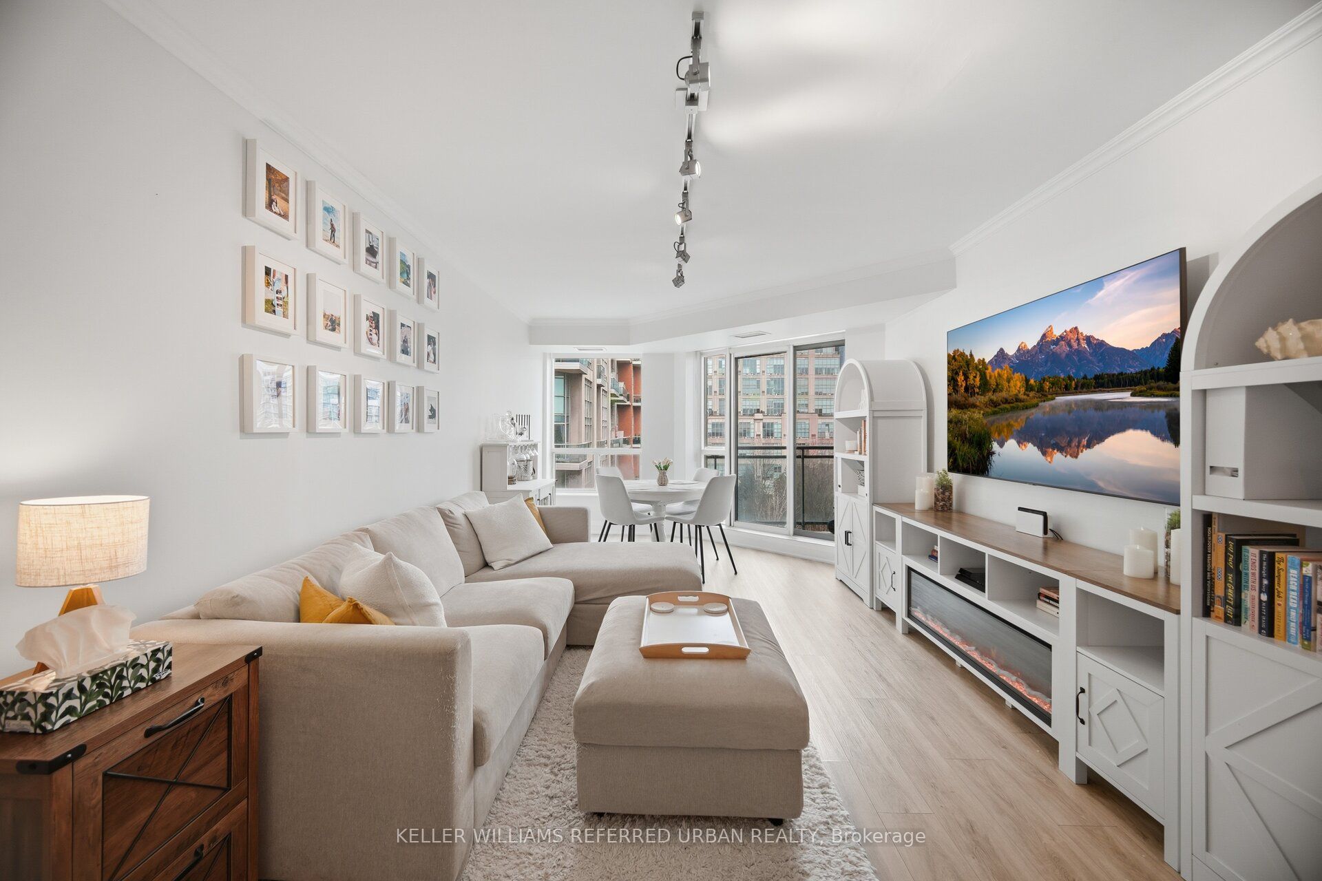 Additional image 6 of 707-190 Manitoba Street, Toronto, ON, M8Y 3Y8