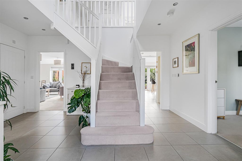Additional image 11 of 5 bed property for saleLander Close, Chesterton, Bicester OX26