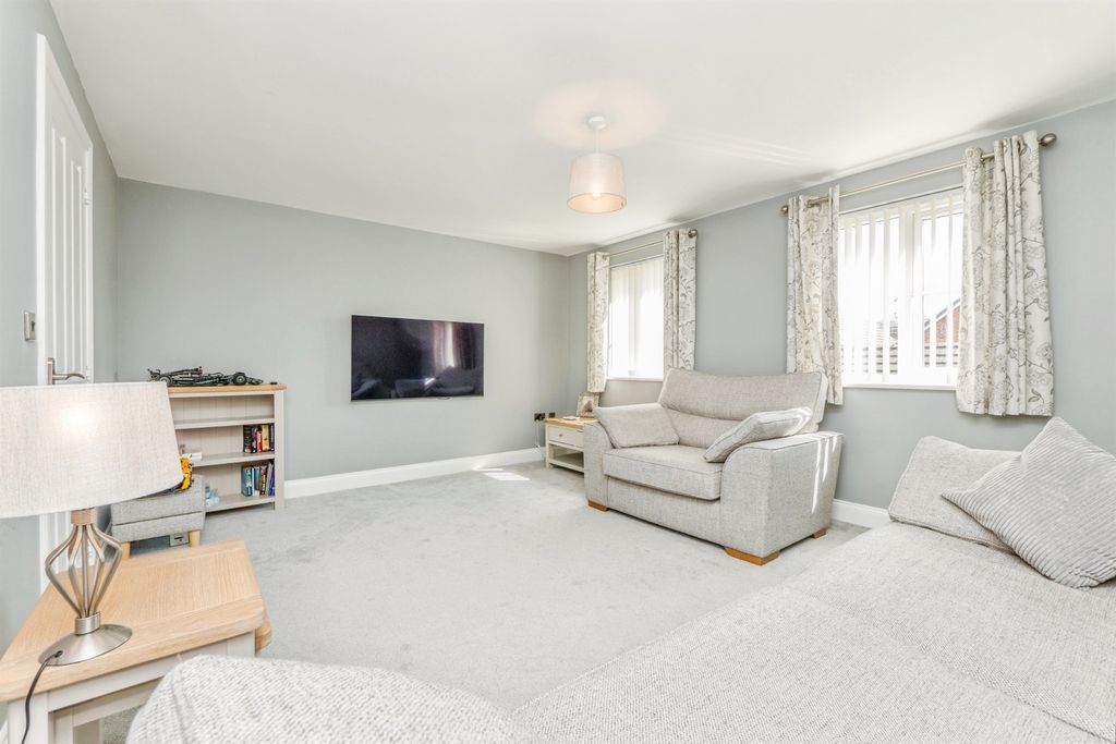 Additional image 15 of 3 bed property for saleFfordd Nowell, Penylan, Cardiff CF23