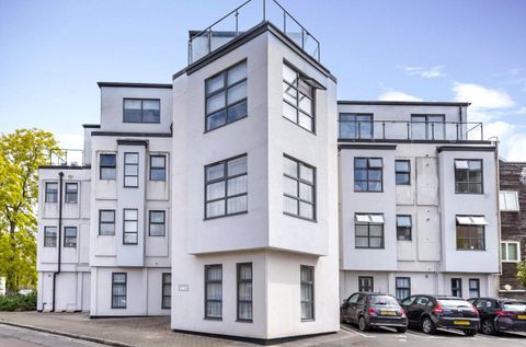 Orchard Place, Southampton, Hampshire SO14