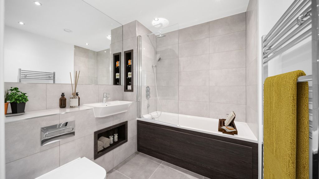 Additional image 7 of 1 bed flat for saleFrost House, Podd Street, Barking IG11