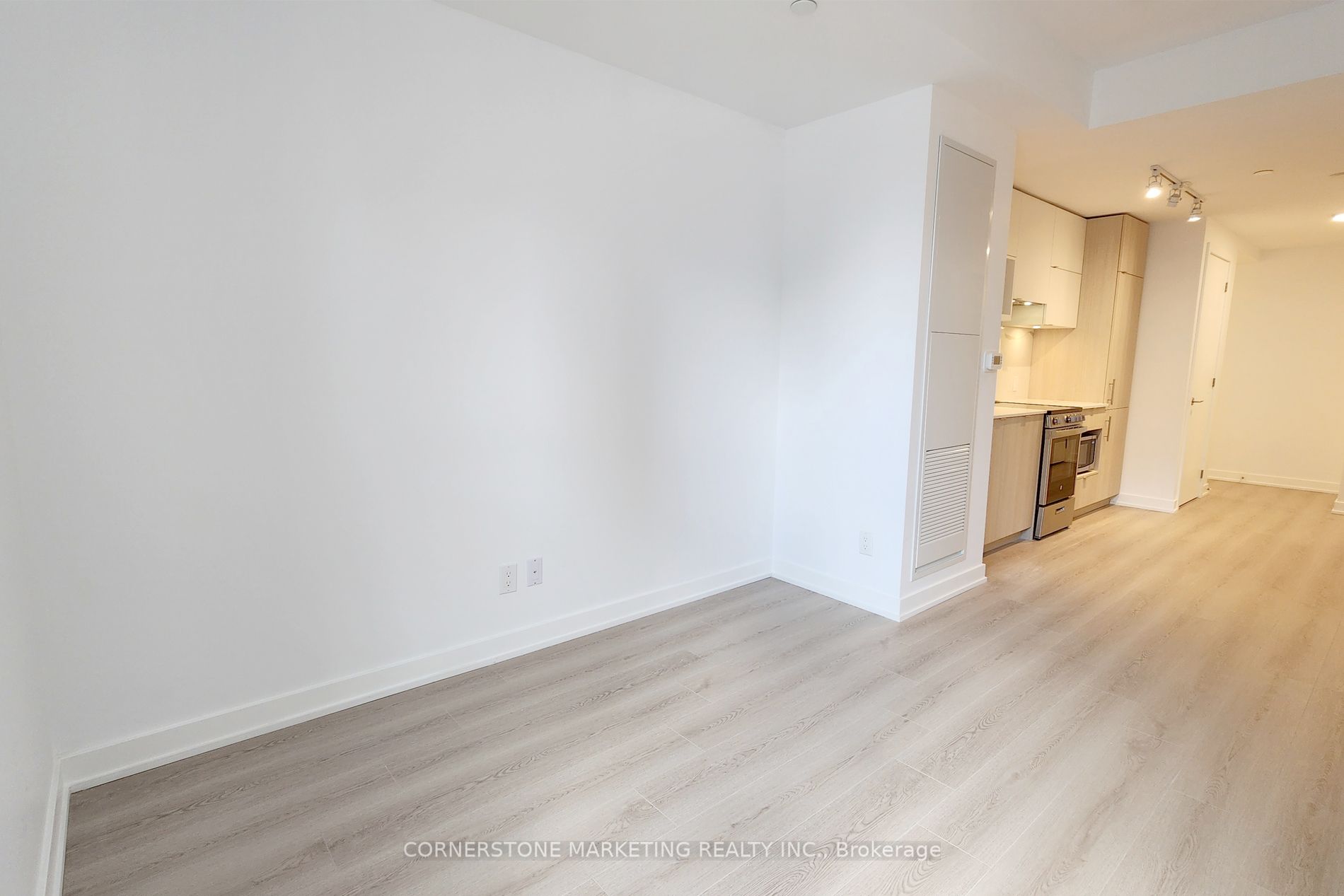 Additional image 3 of 303-100 Queen Street E, Toronto, ON, M5C 0B5
