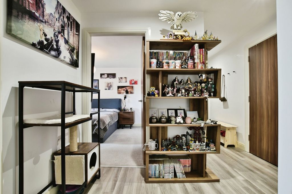 Additional image 13 of 2 bed flat for saleBaskerville Road, Altrincham, Greater Manchester WA14