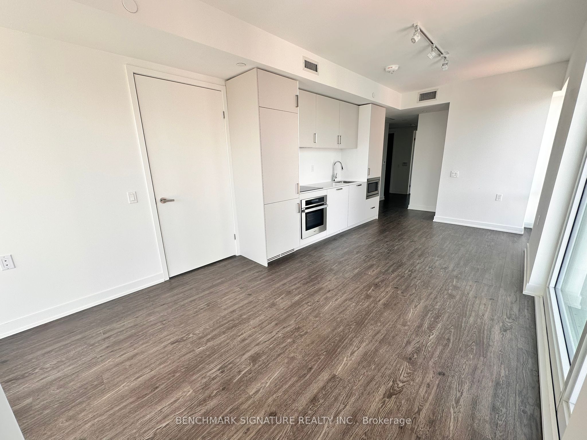 Additional image 4 of 1503-88 Queen Street E, Toronto, ON, M5C 0B6