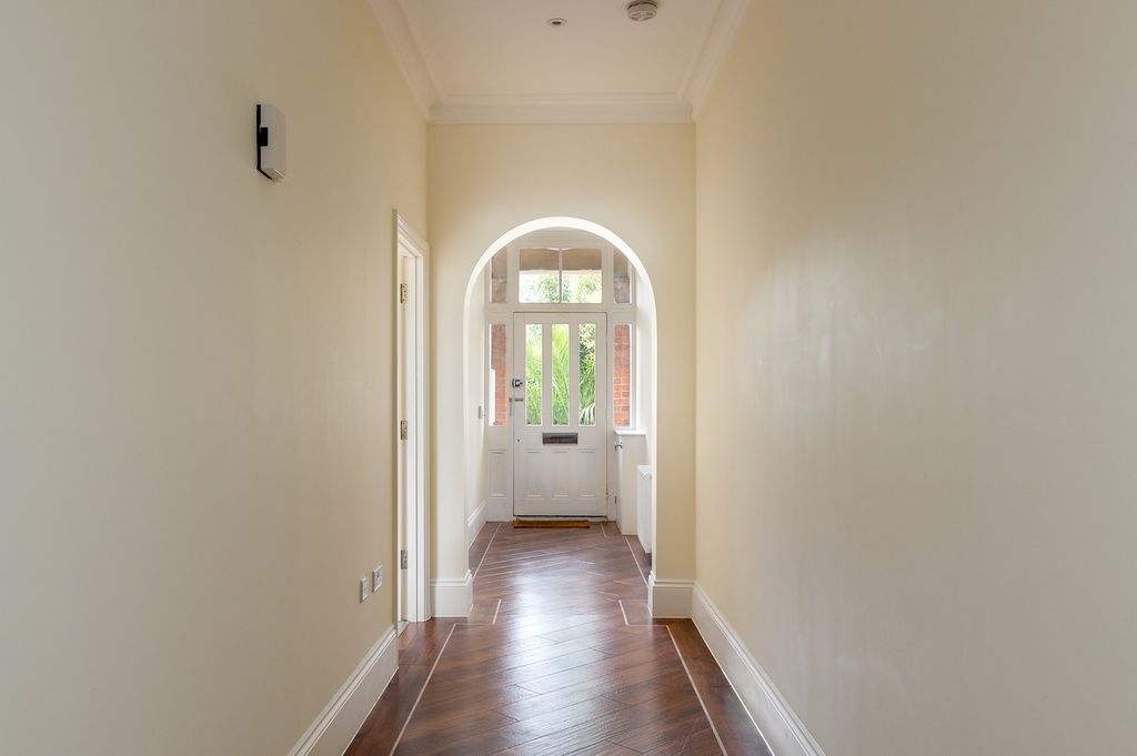 Additional image 6 of 6 bed town house for saleLansdowne Road, Bedford MK40
