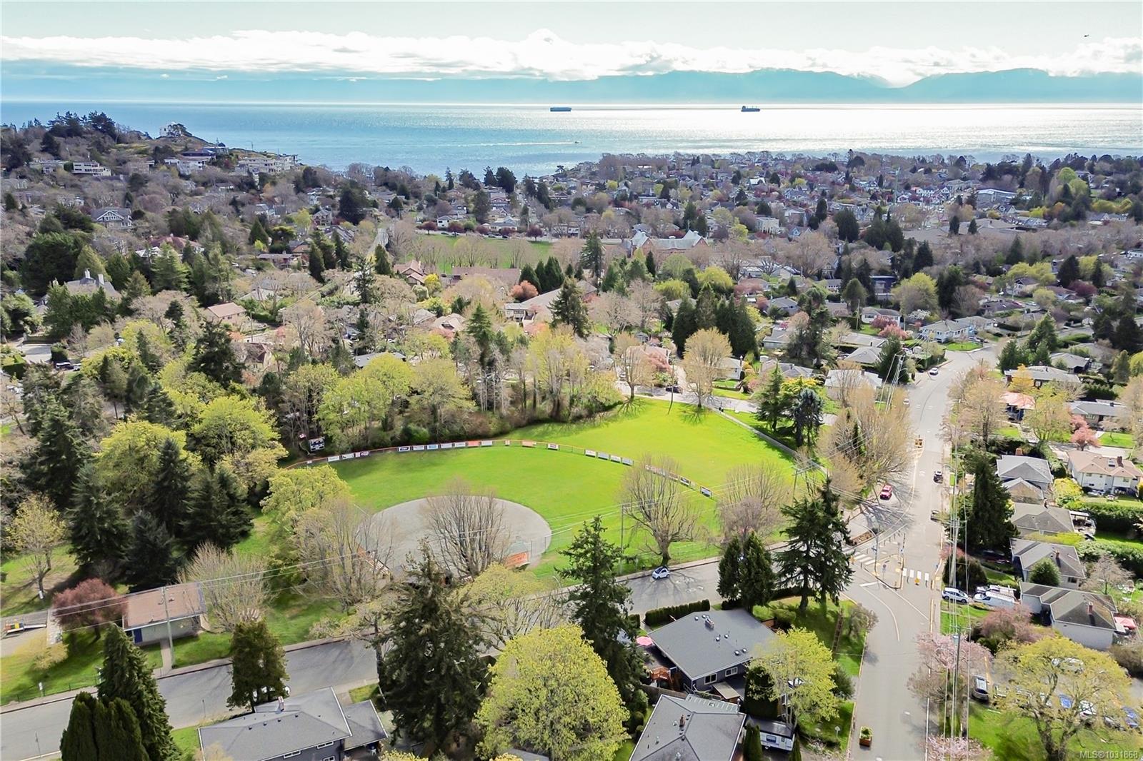 Additional image 5 of 1804 Richardson Street, Victoria, BC, V8S 1S1
