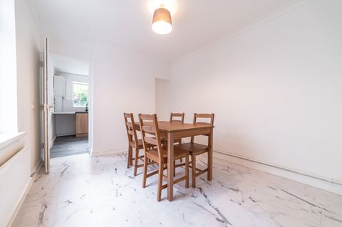 Dogfield Street, Cathays CF24