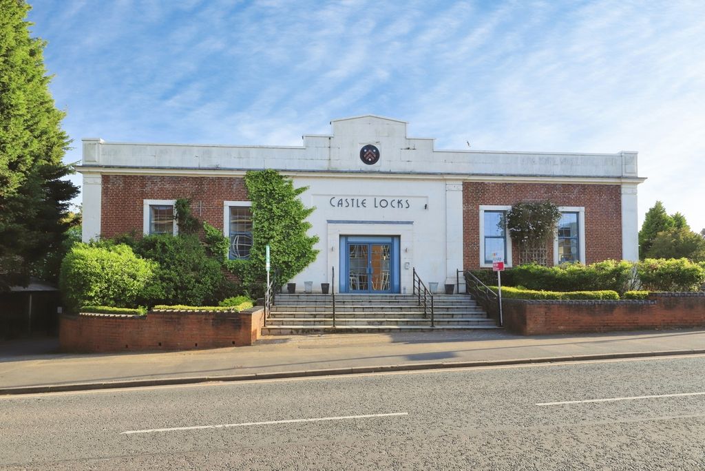 2 bed flat for saleCastle Road, Kidderminster, Worcestershire DY11
