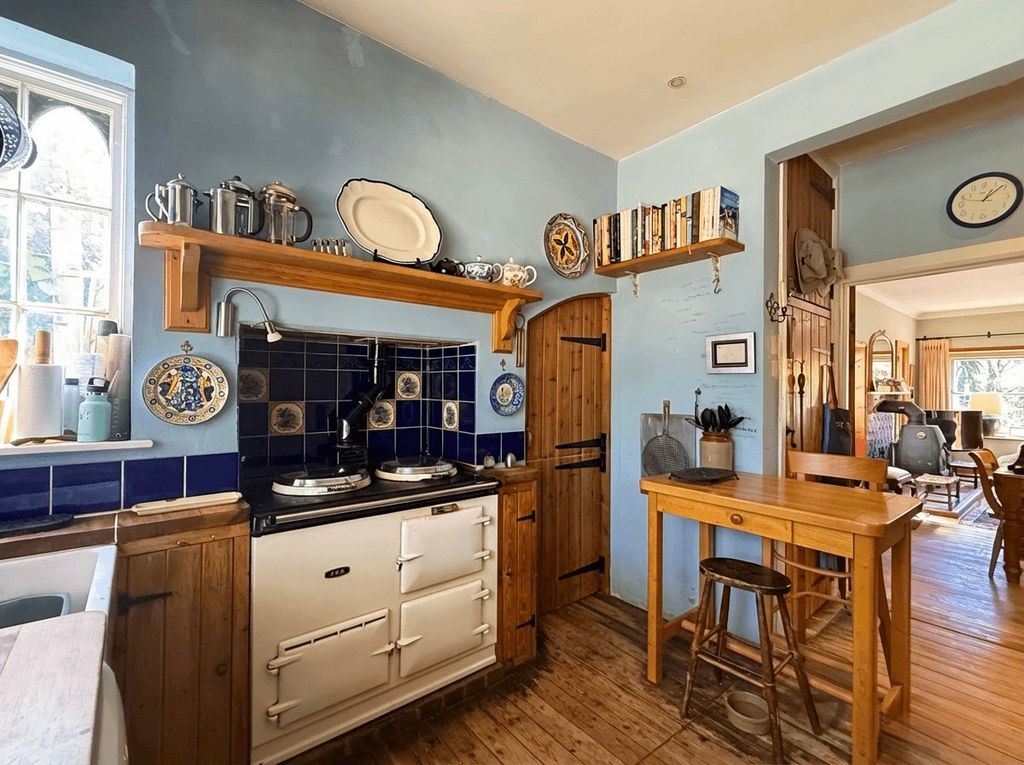 Additional image 12 of 8 bed detached house for saleWhydown Road, Bexhill-On-Sea TN39