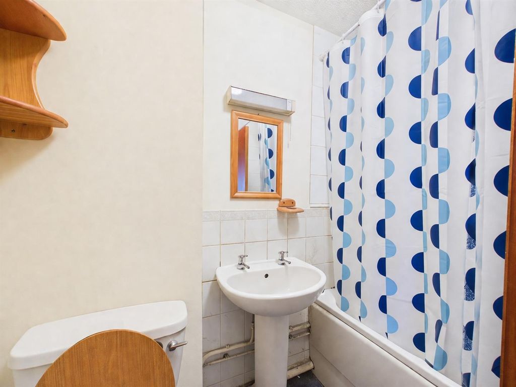 1 bed flat for saleColeford, Gloucestershire GL16 photo 5