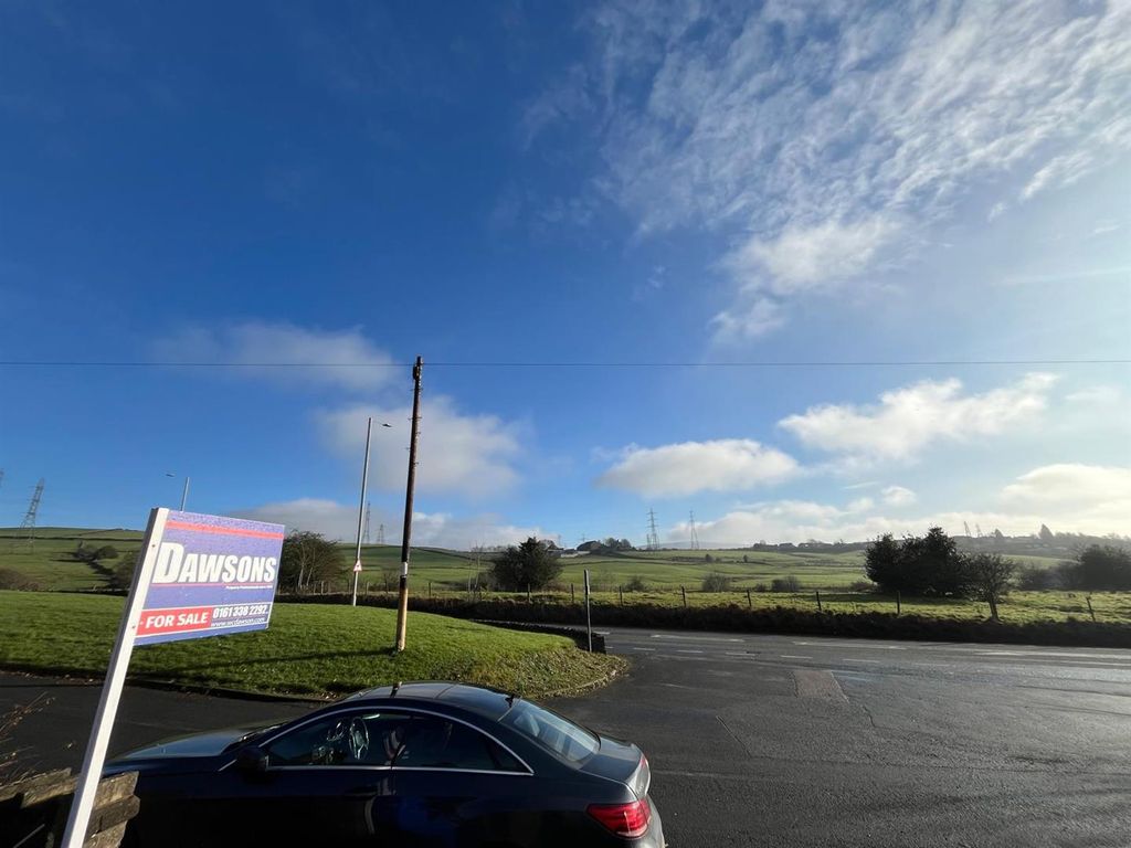 Additional image 2 of 3 bed detached bungalow for saleKingsley Close, Ashton-Under-Lyne OL6