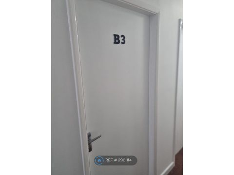 Warwick Row, Coventry CV1, Room to rent