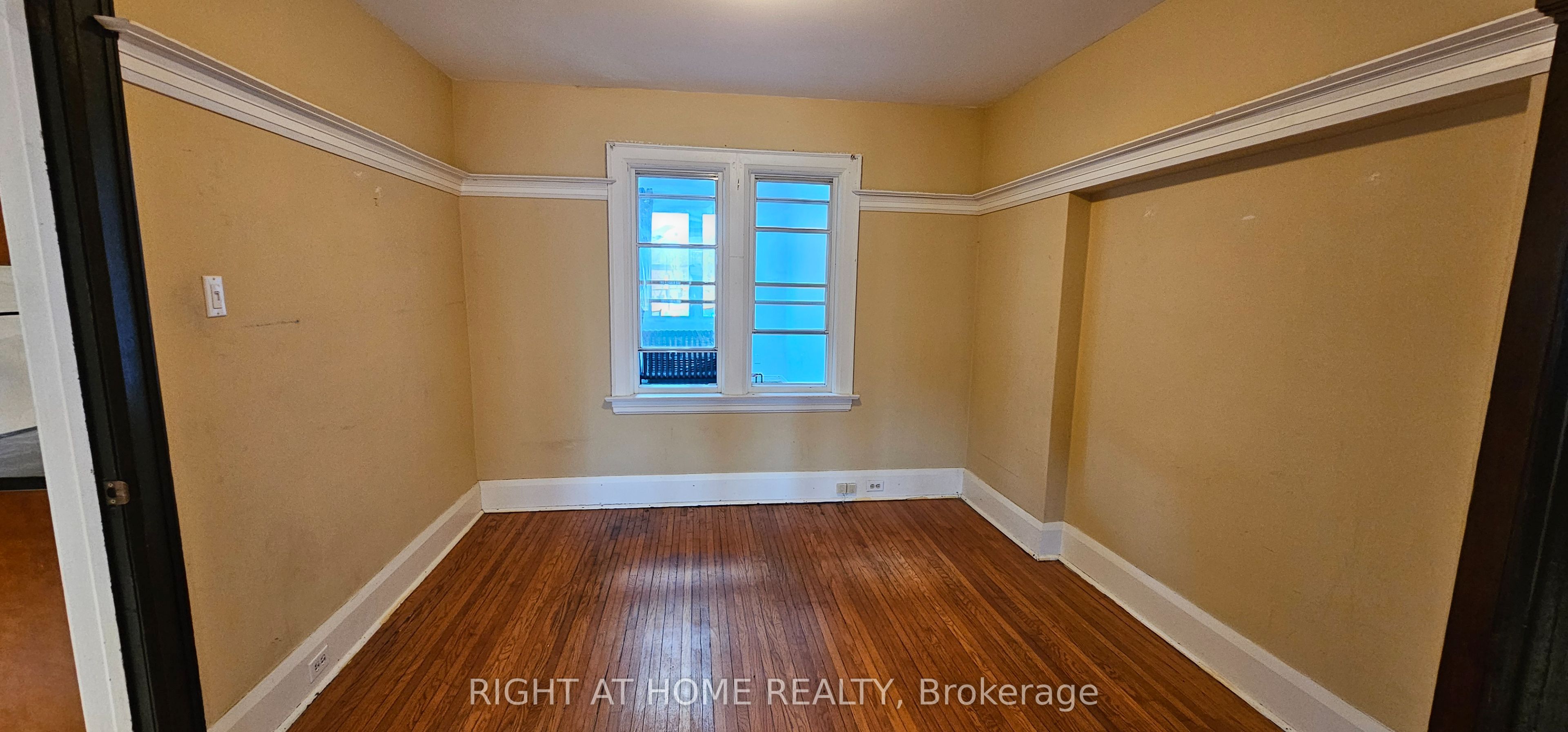 Additional image 6 of Main Floor-72 Eleventh Street, Toronto, ON, M8V 3G5
