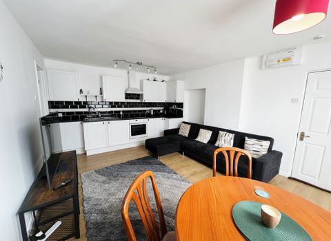 Flat 11 Stivichall Manor, 28 Leamington Road, Coventry CV3