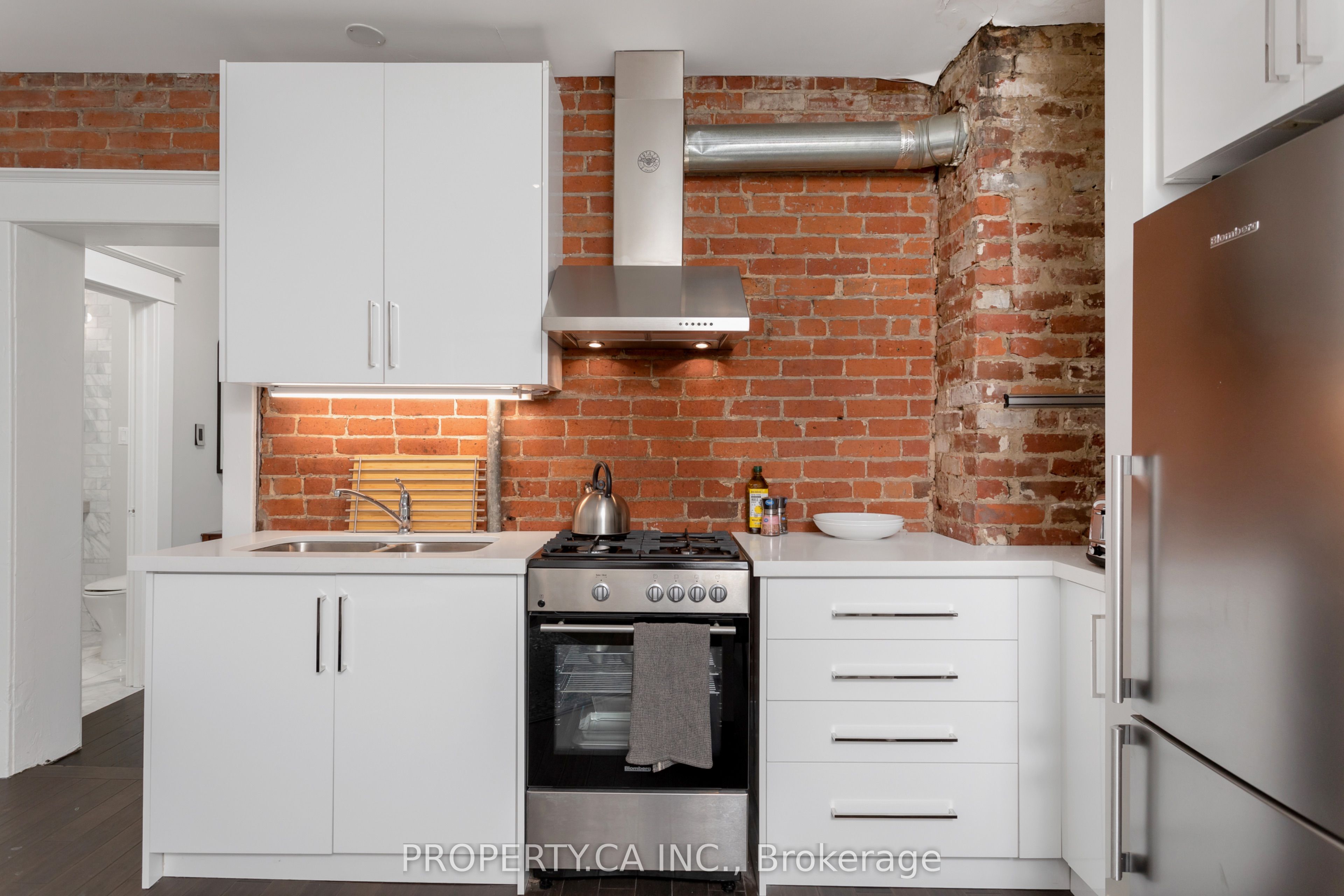 Additional image 4 of #5-345 Gladstone Avenue, Toronto, ON, M6H 3H5