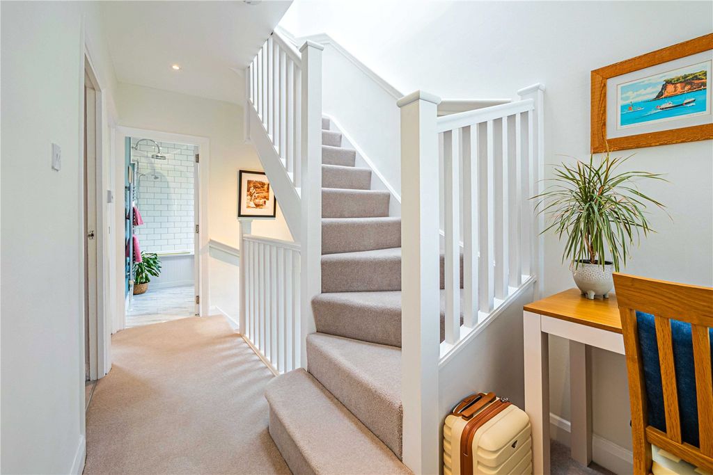 Additional image 10 of 3 bed semi-detached house for saleMeadow Road, Berkhamsted, Hertfordshire HP4